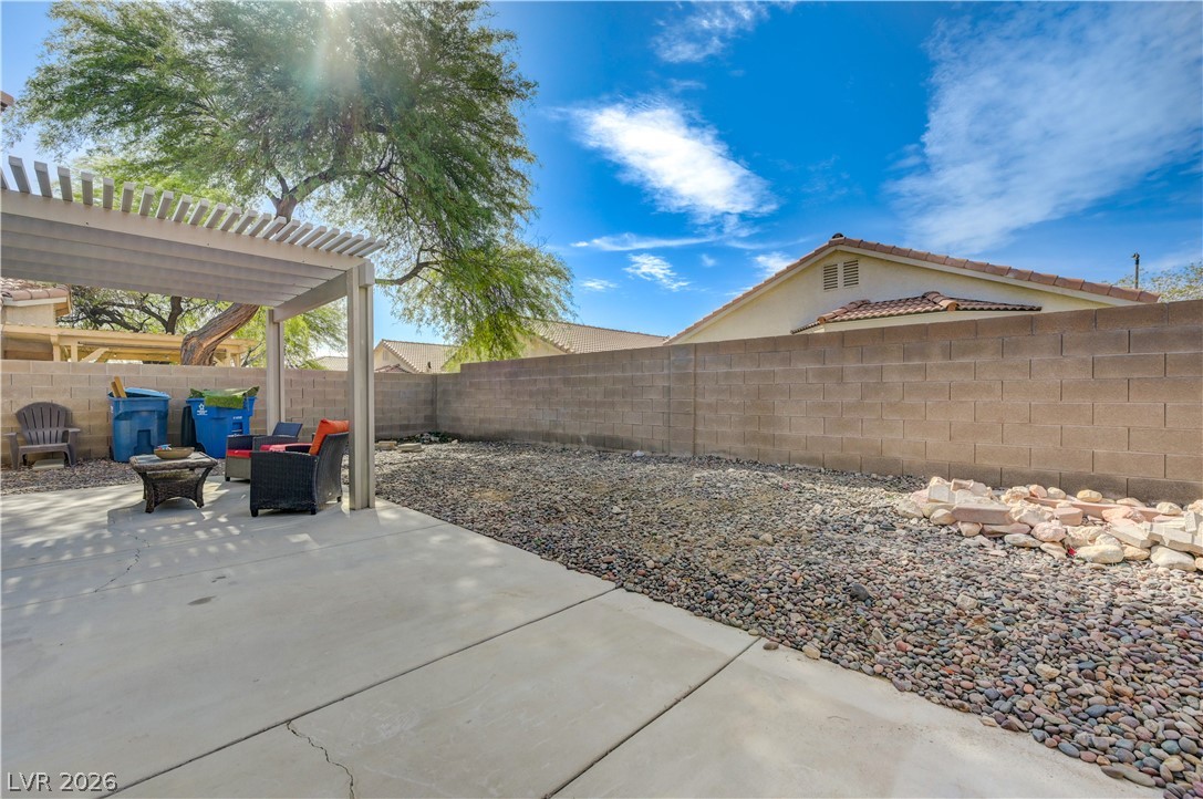 4981 Lunetto Avenue Property Photo 41