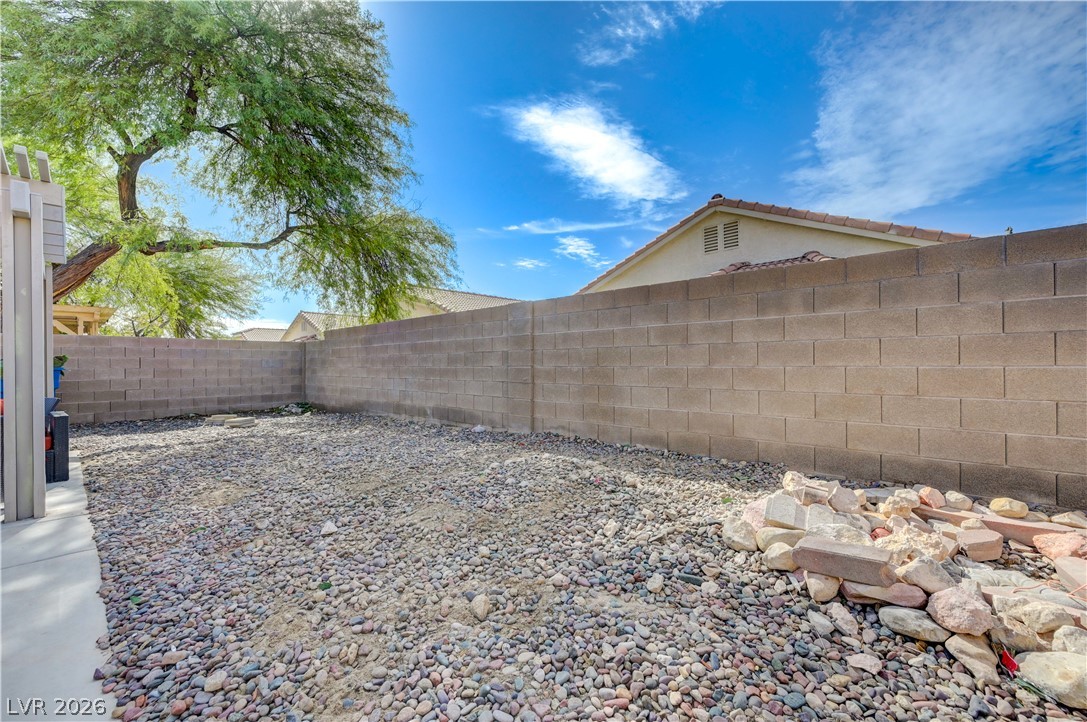 4981 Lunetto Avenue Property Photo 44