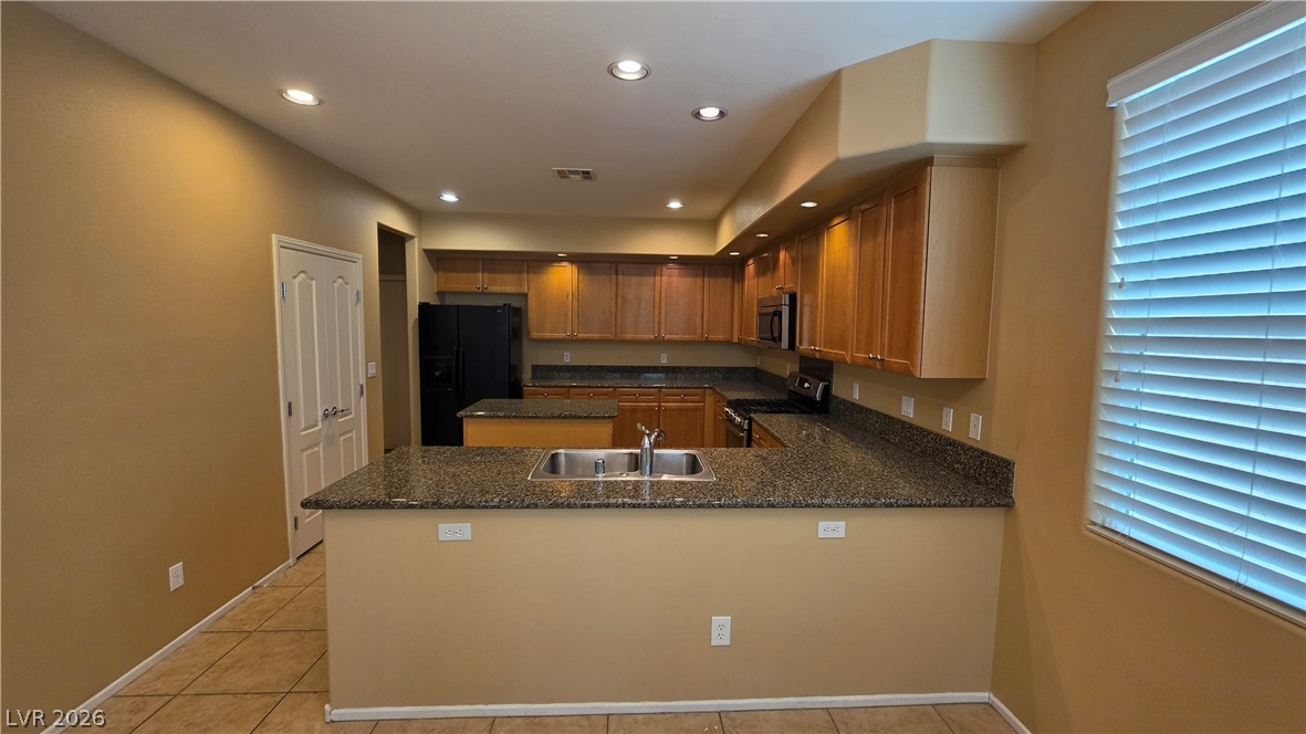6877 Quiet Peeps Place Property Photo 2