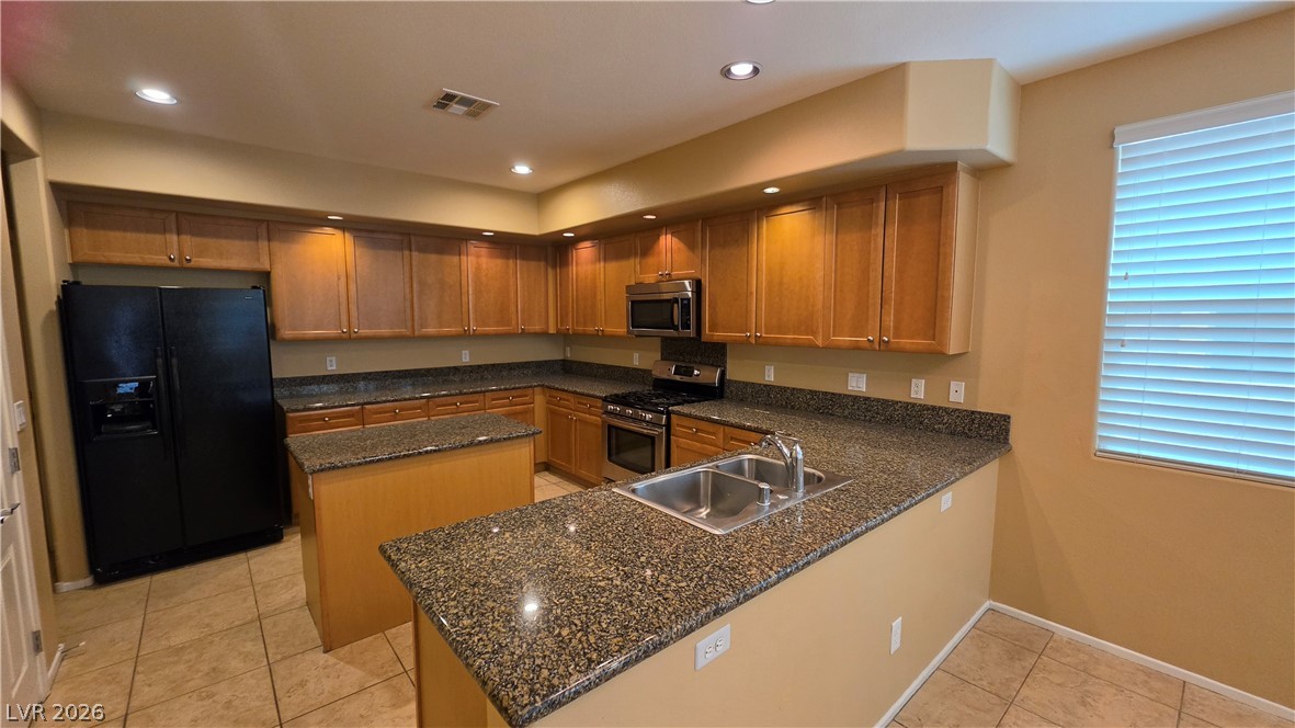6877 Quiet Peeps Place Property Photo 3
