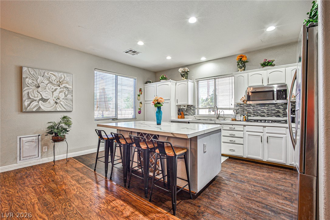 672 Kentons Run Avenue Property Photo 16