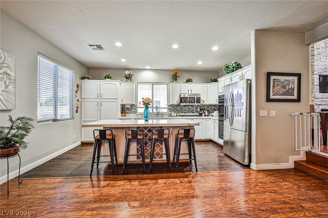 672 Kentons Run Avenue Property Photo 17