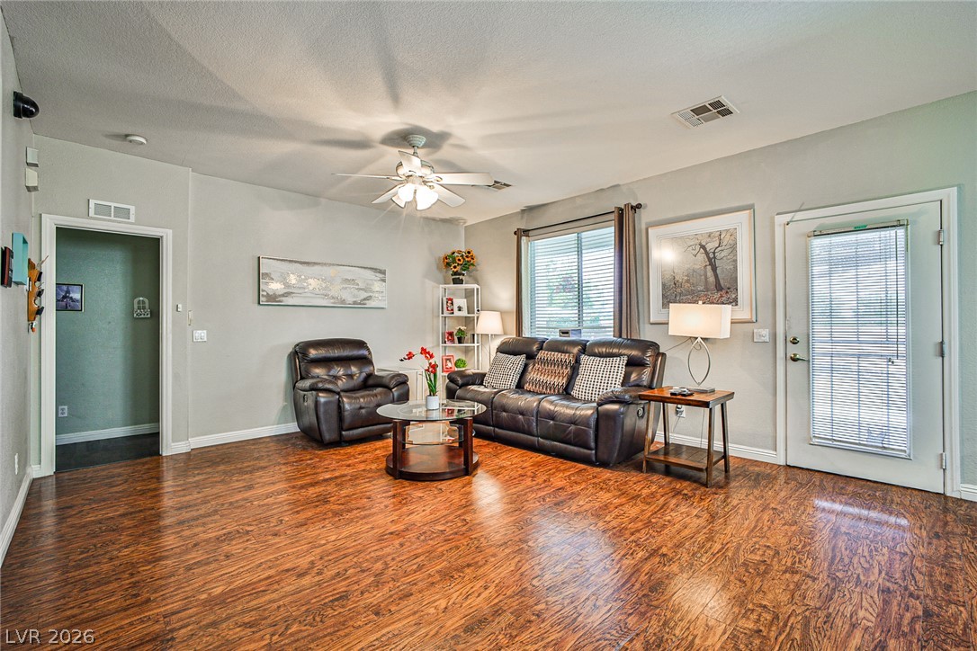 672 Kentons Run Avenue Property Photo 22