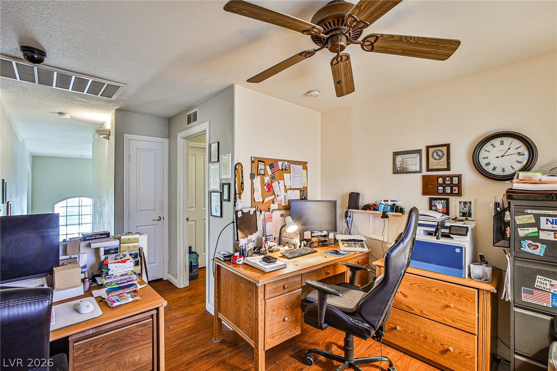 672 Kentons Run Avenue Property Photo 36