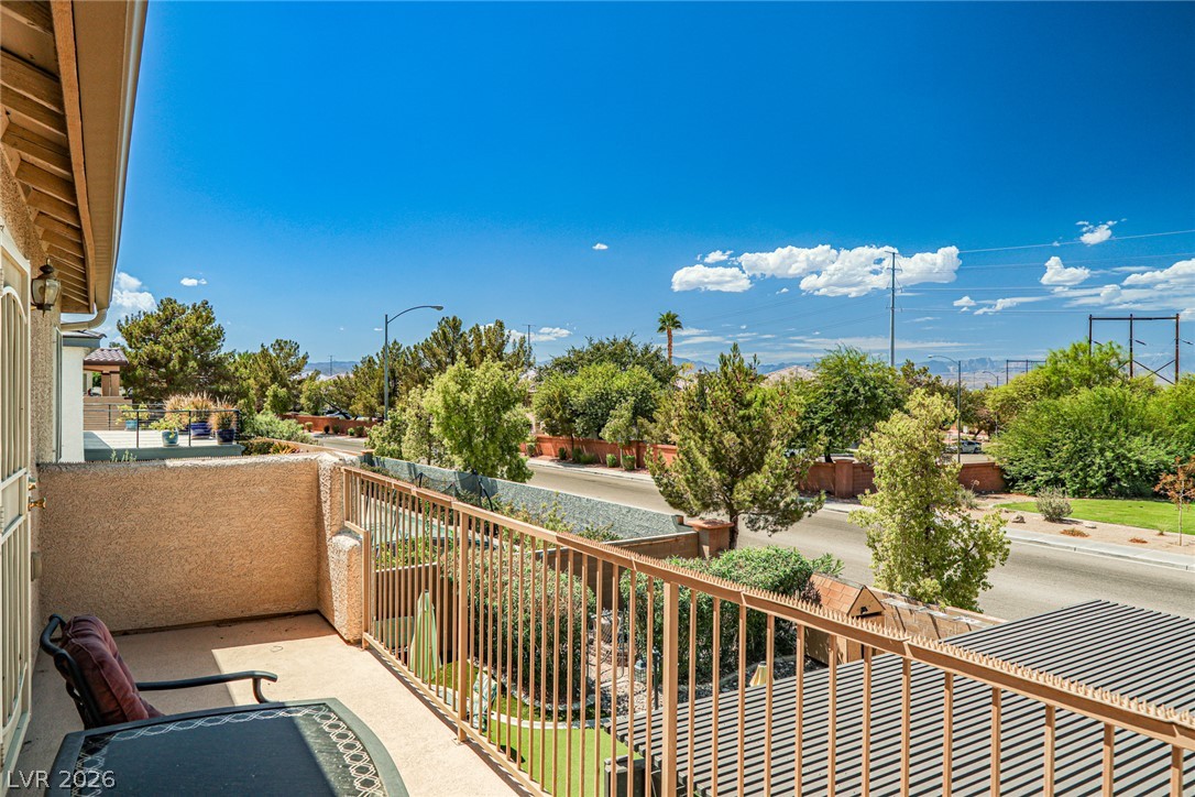 672 Kentons Run Avenue Property Photo 42