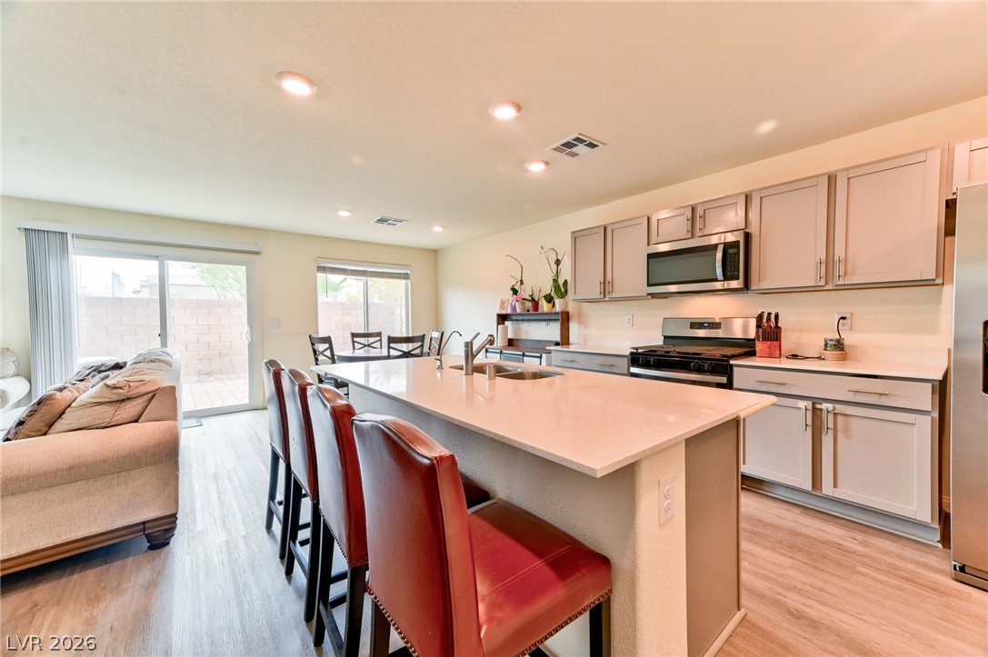 10395 Luna Mezzo Street Property Photo 7