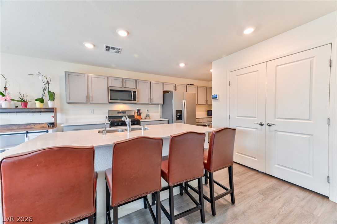 10395 Luna Mezzo Street Property Photo 8