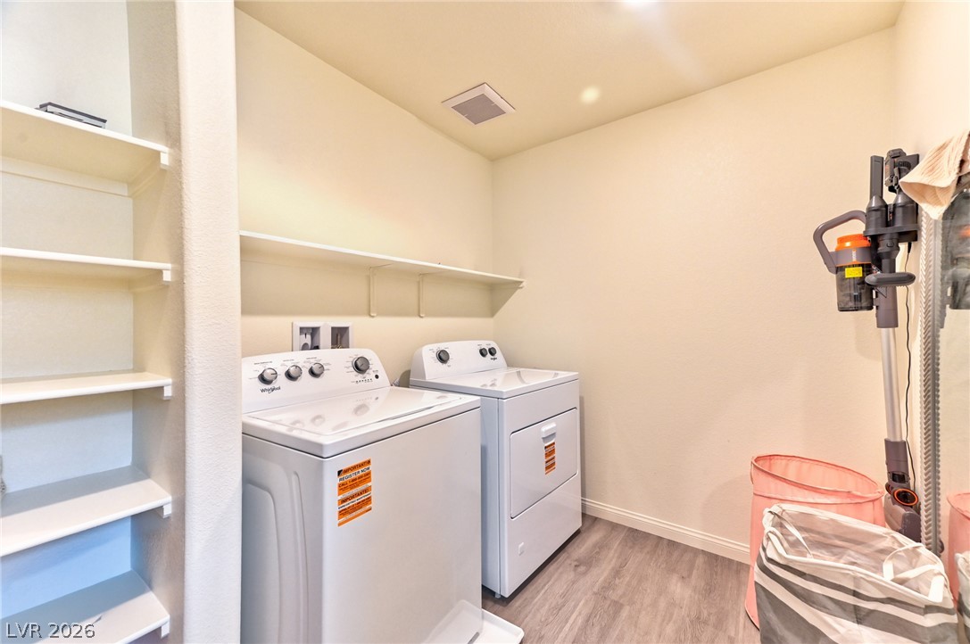 10395 Luna Mezzo Street Property Photo 27