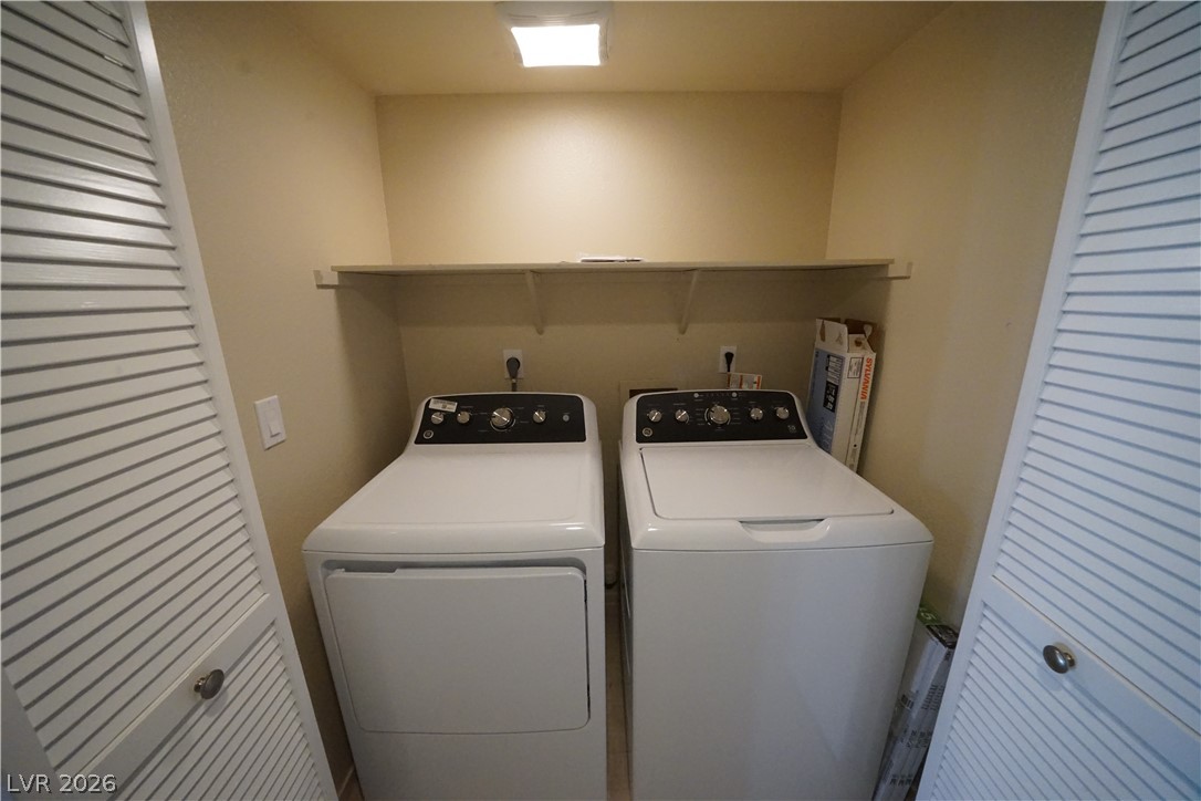 1575 West Warm Springs Road 3114 Property Photo 11