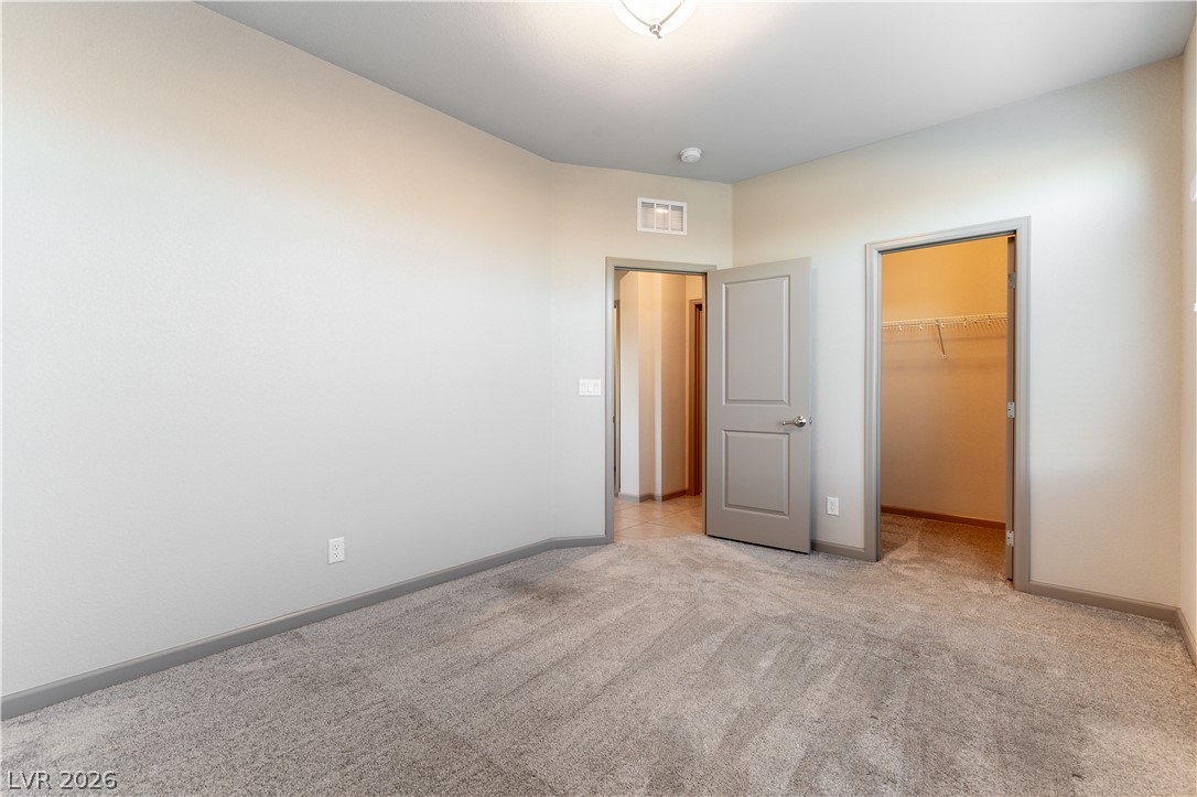 8012 Carpenter Creek Avenue Property Photo 4