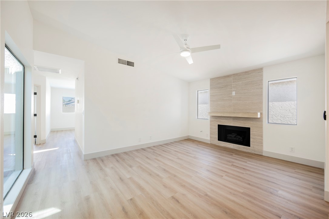 5065 Celebrity Circle Property Photo 7