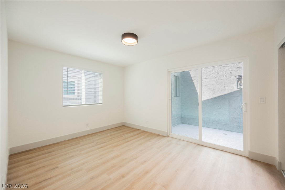 5065 Celebrity Circle Property Photo 11