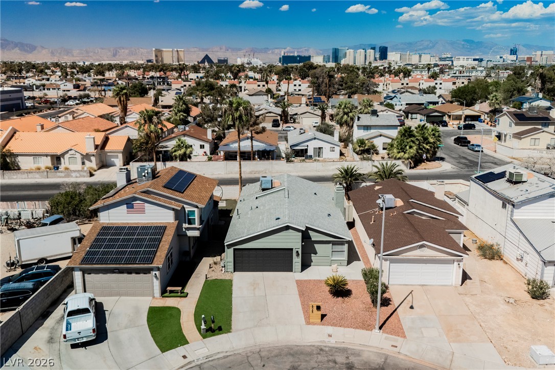 5065 Celebrity Circle Property Photo 17