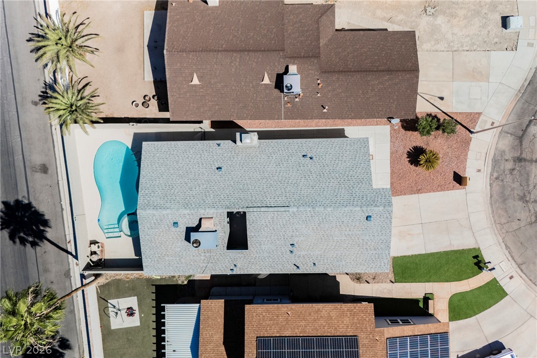5065 Celebrity Circle Property Photo 18