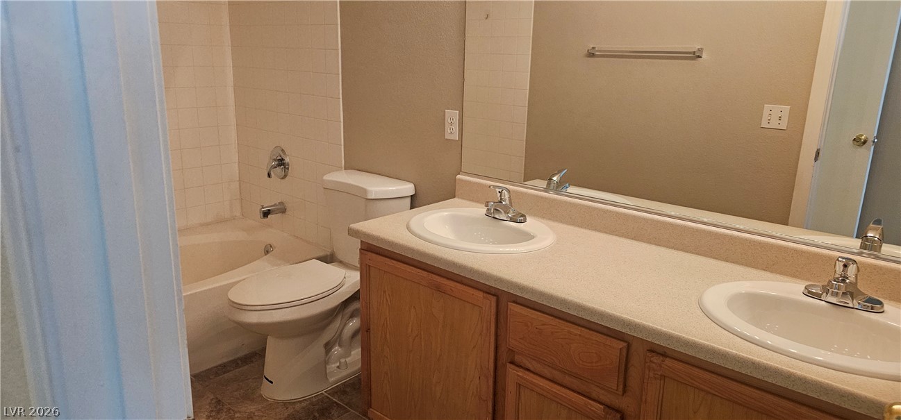4841 Crystal Sword Street Property Photo 8