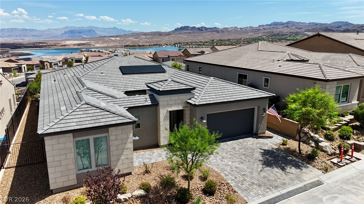 52 Thorn Creek Street Property Photo 2