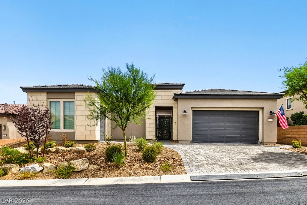 52 Thorn Creek Street Property Photo 7