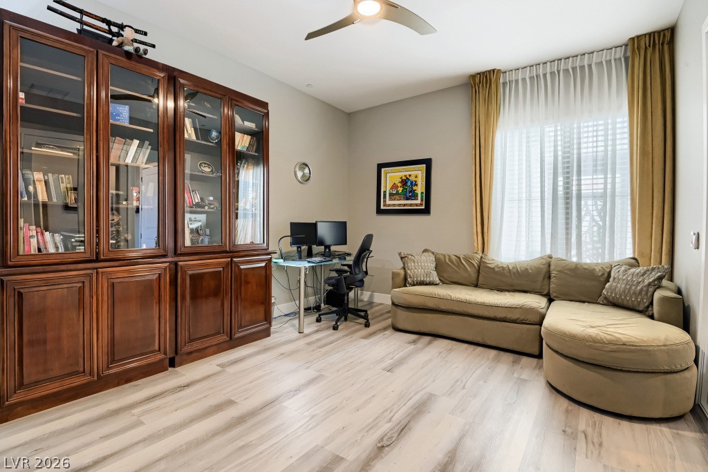 52 Thorn Creek Street Property Photo 14