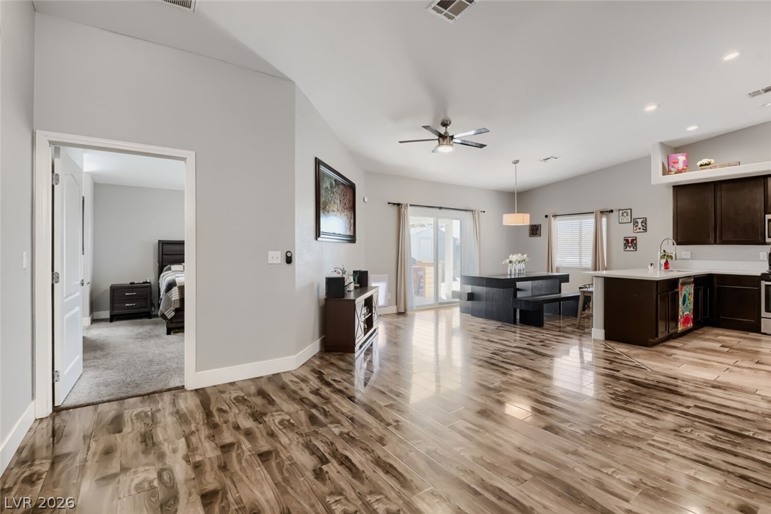 5218 Willowdale Court Property Photo 14