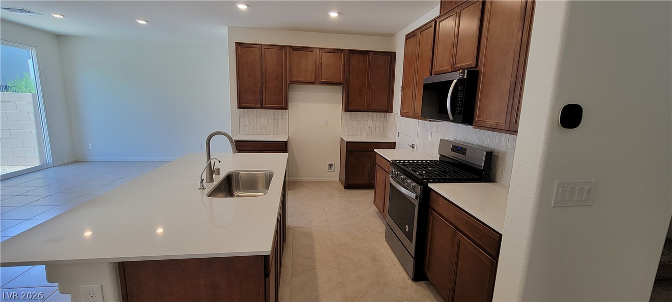 7375 Davenbury Street Property Photo 18