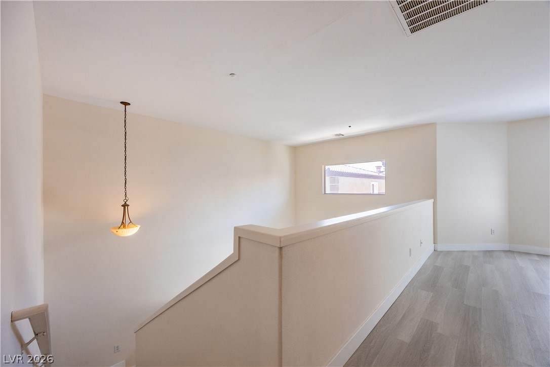 10443 Alpine Edge Avenue Property Photo 11