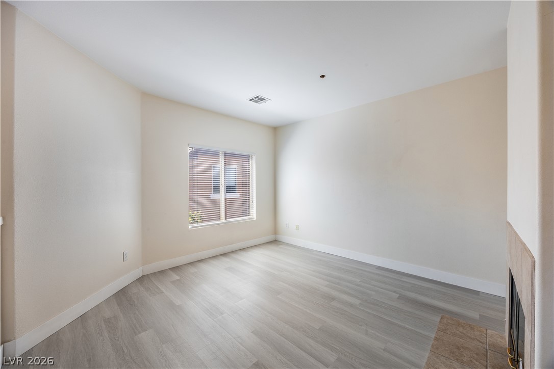 10443 Alpine Edge Avenue Property Photo 12
