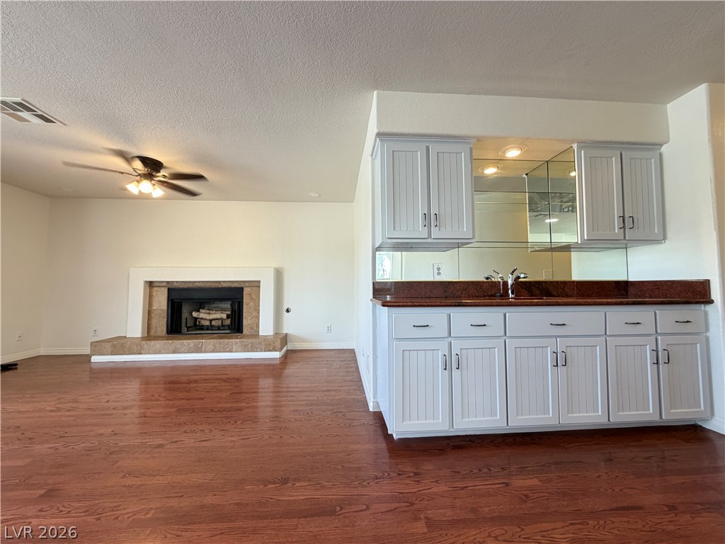 7468 Orange Haze Way Property Photo 6
