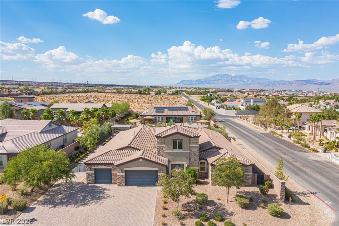 10300 Mystic Ledge Court Property Photo 4