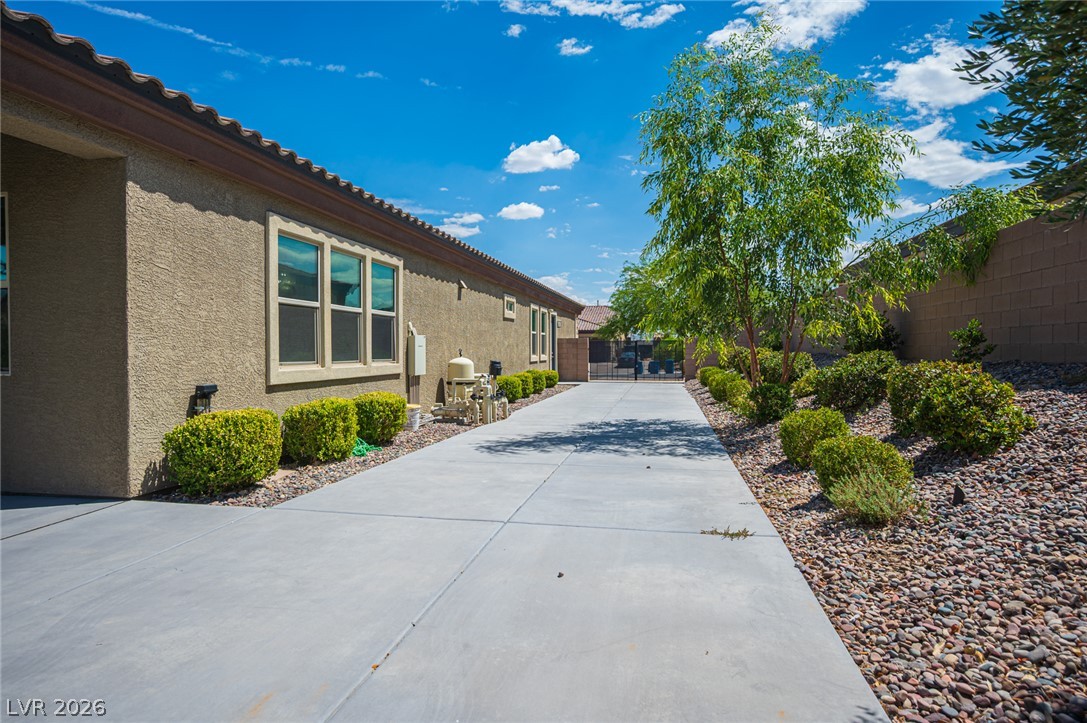10300 Mystic Ledge Court Property Photo 84