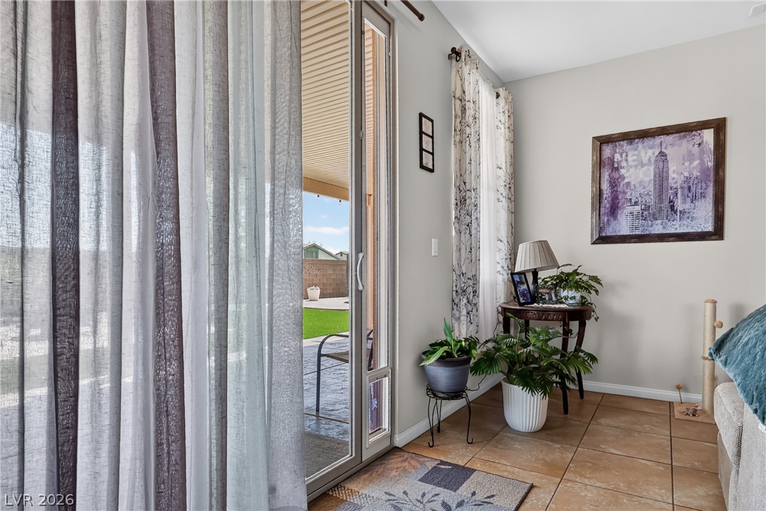 2307 Brookfield Bay Avenue Property Photo 5