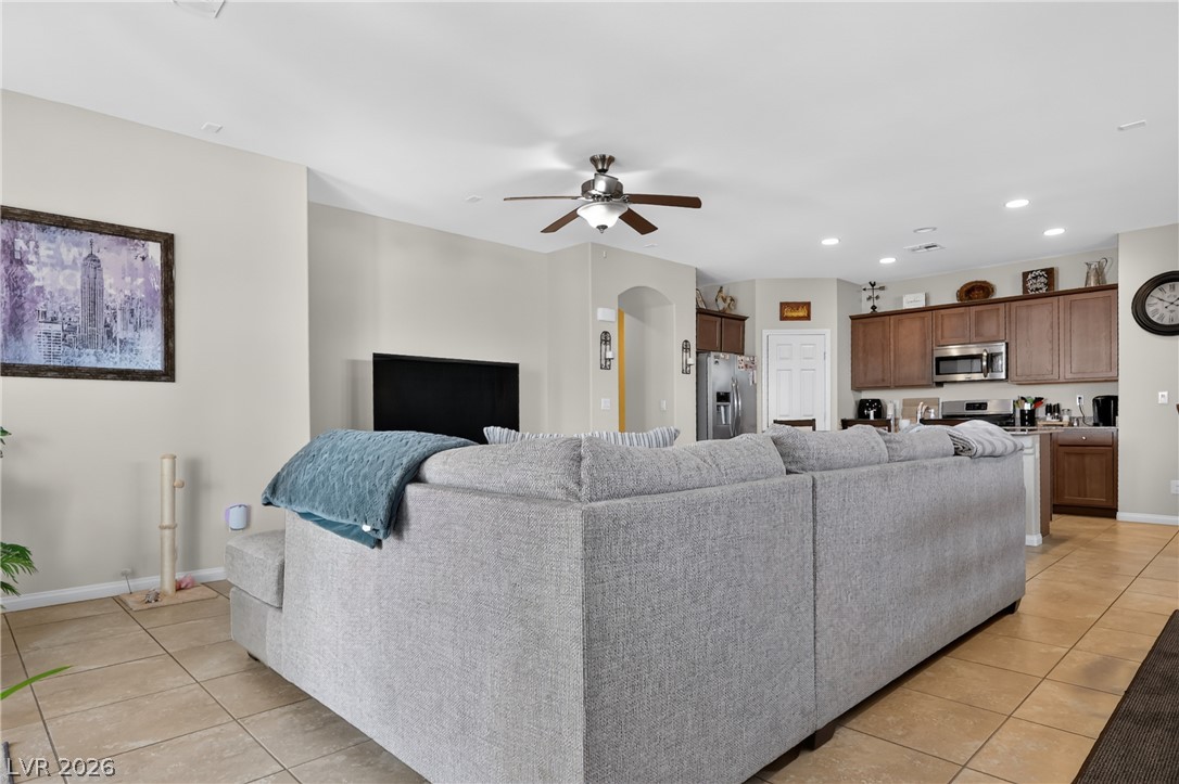 2307 Brookfield Bay Avenue Property Photo 8