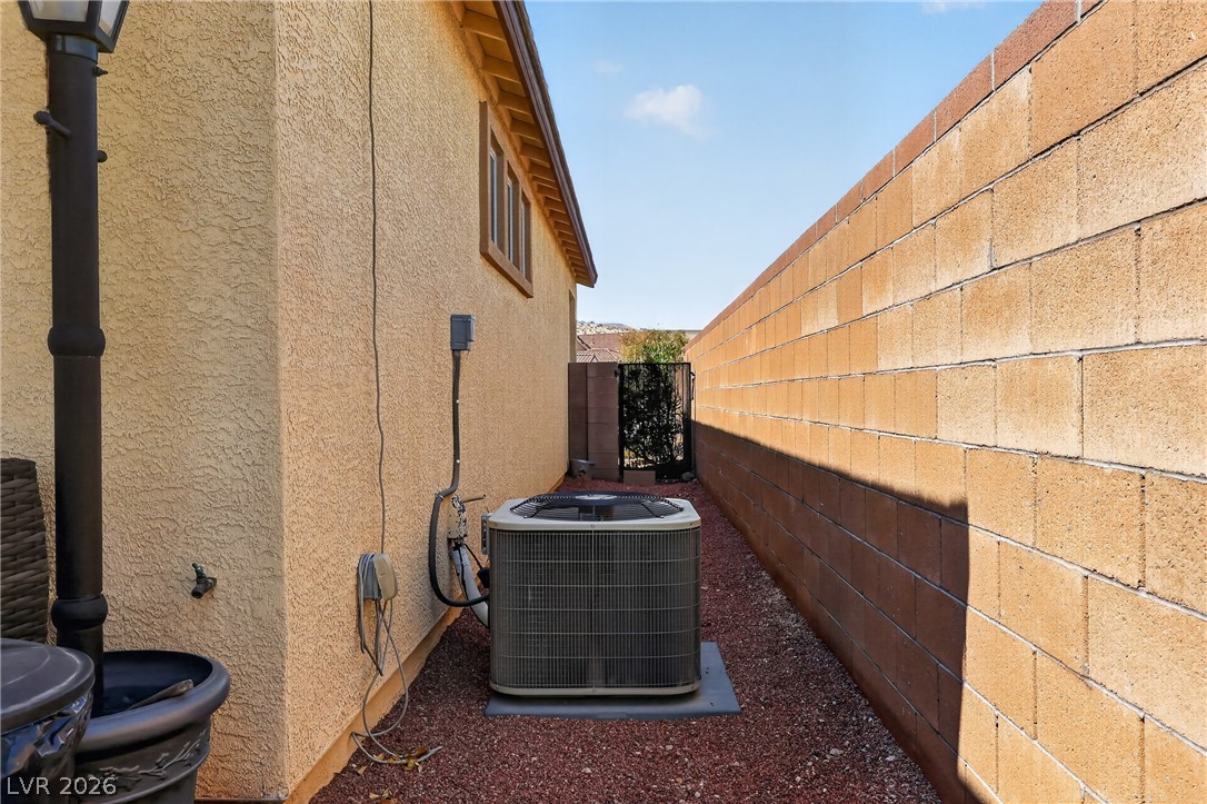 2307 Brookfield Bay Avenue Property Photo 54