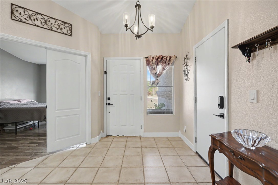 543 Vantage Avenue Property Photo 12