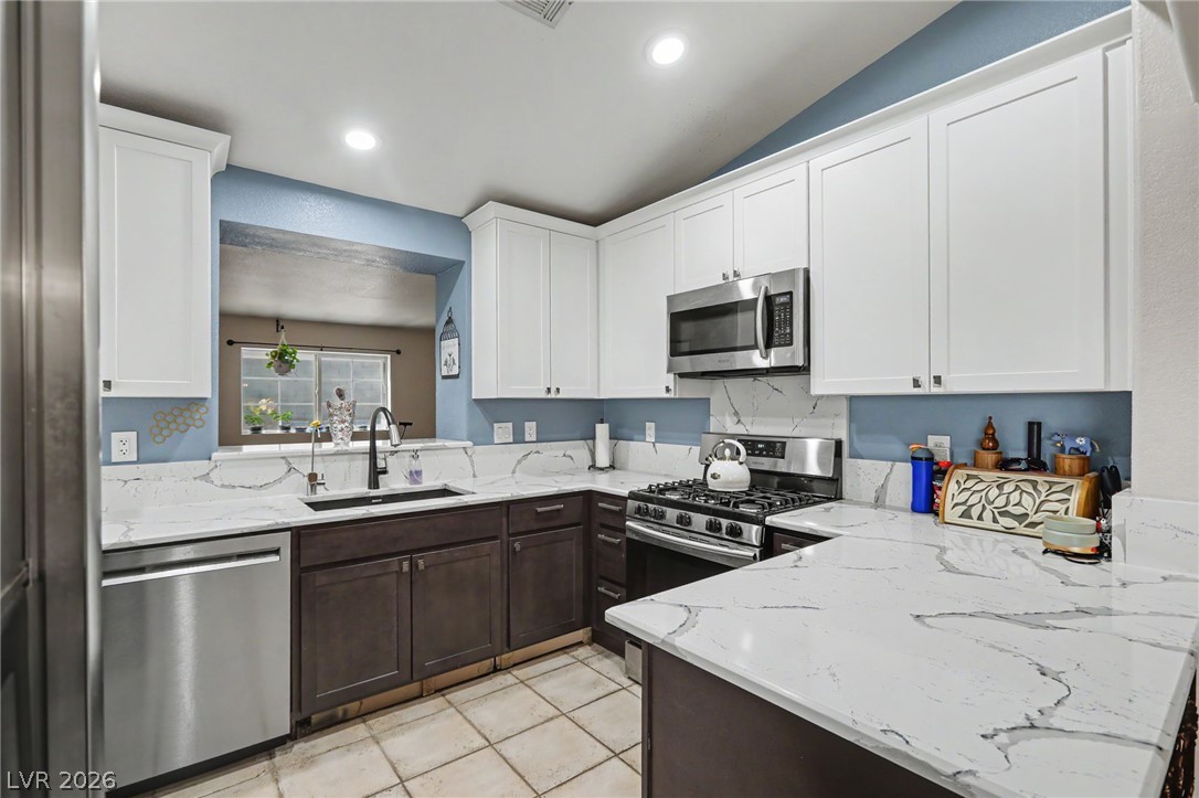 543 Vantage Avenue Property Photo 18