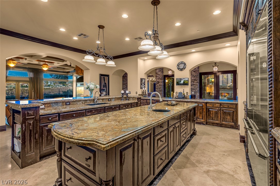 1350 Villafranca Circle Property Photo 7