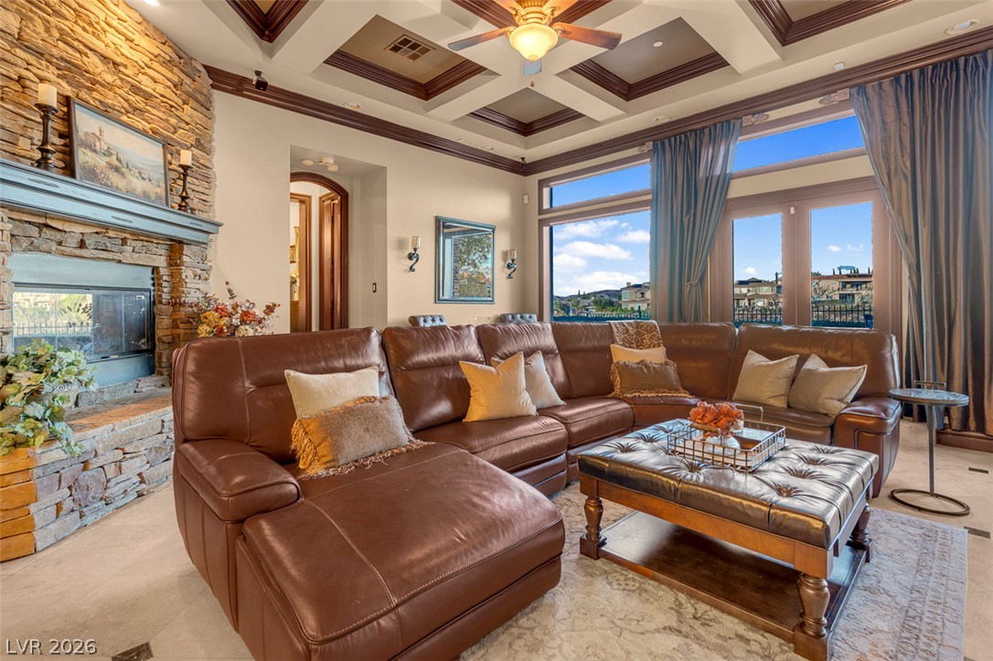 1350 Villafranca Circle Property Photo 10