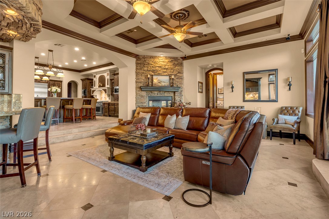 1350 Villafranca Circle Property Photo 11
