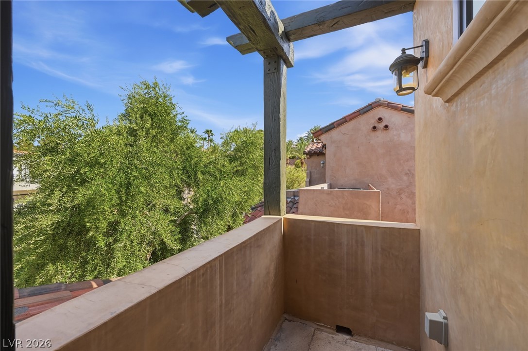 9 Via Del Garda Property Photo 22