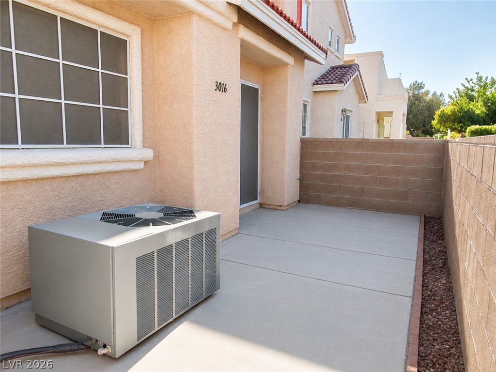 3016 Sunset Harbor Court Property Photo 11