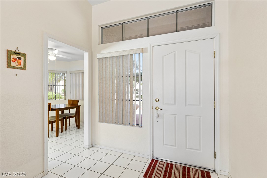 2400 Sunup Drive Property Photo 4
