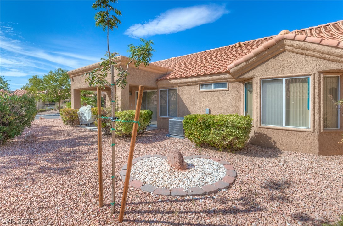 2400 Sunup Drive Property Photo 30