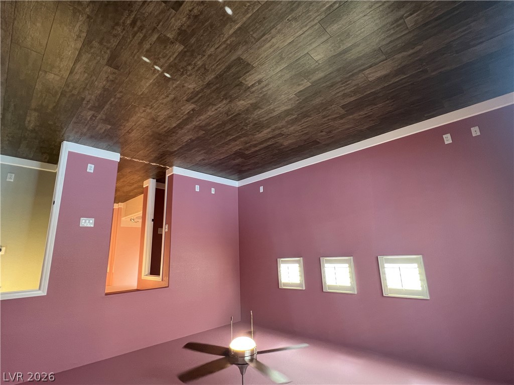 10054 Pebble Path Court Property Photo 15