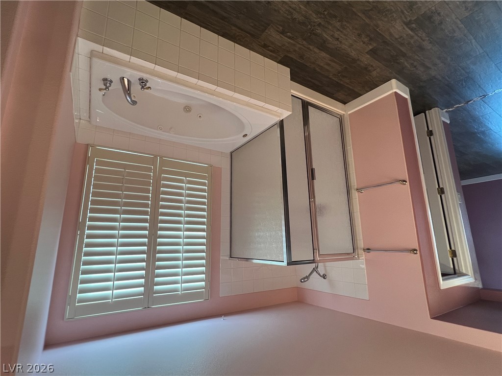10054 Pebble Path Court Property Photo 16