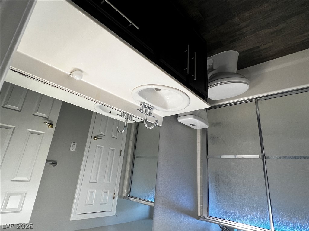 10054 Pebble Path Court Property Photo 26
