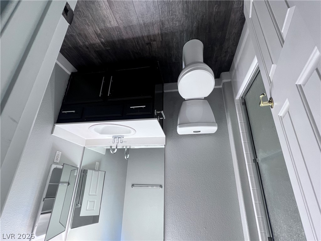 10054 Pebble Path Court Property Photo 33