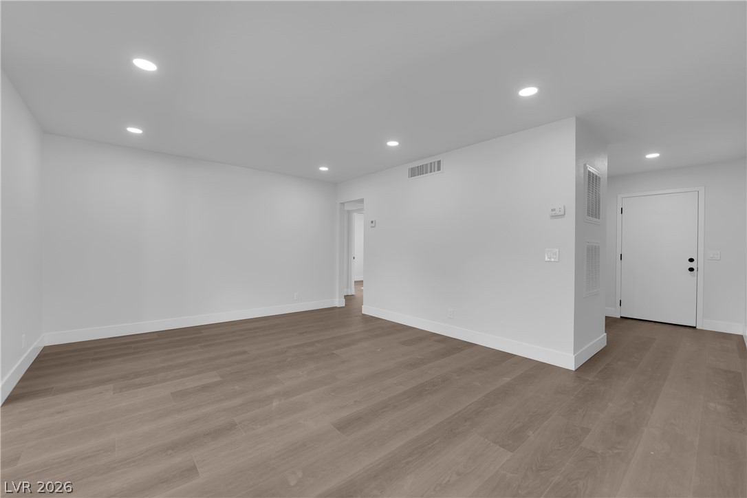 4112 Las Lomas Avenue Property Photo 10