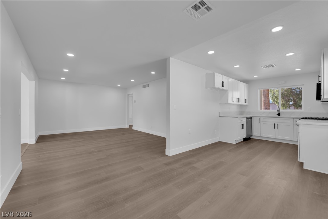 4112 Las Lomas Avenue Property Photo 12