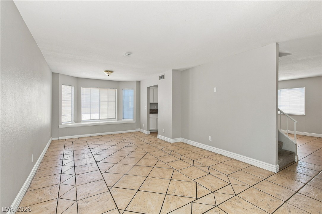 3836 Kellogg Avenue Property Photo 5