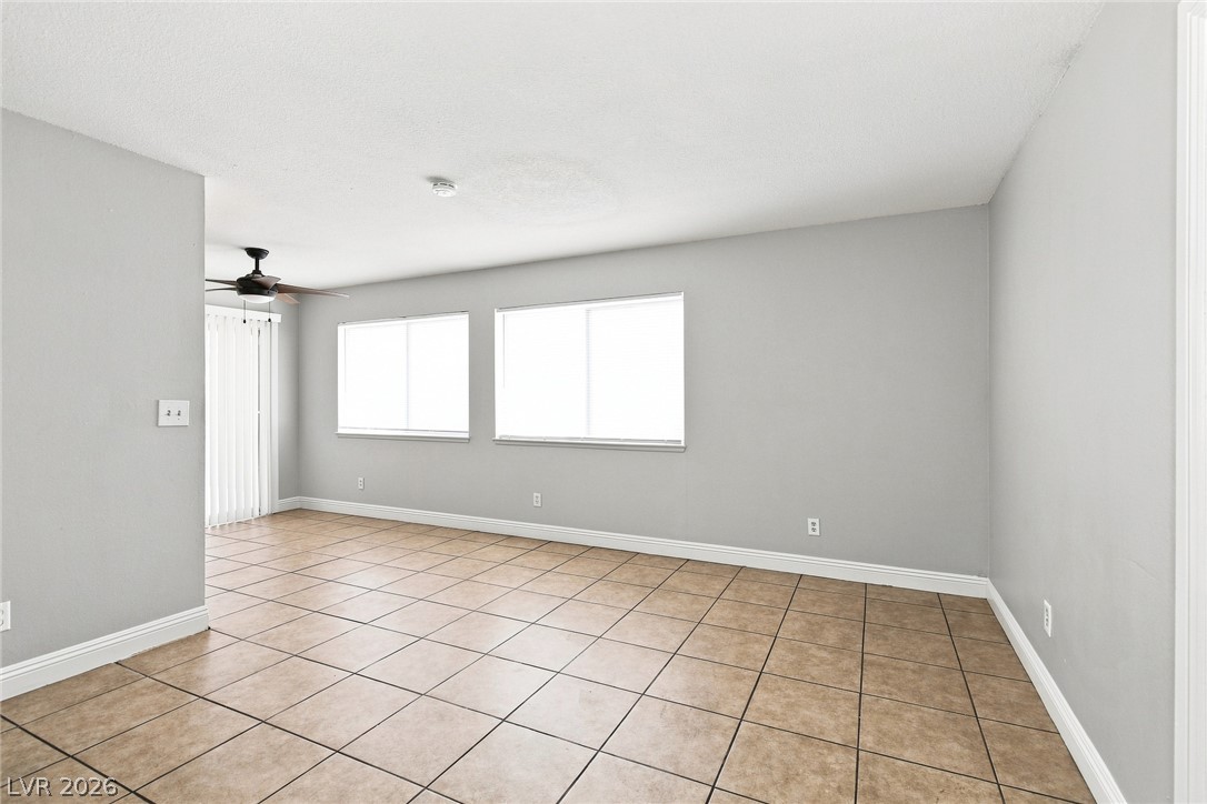 3836 Kellogg Avenue Property Photo 6