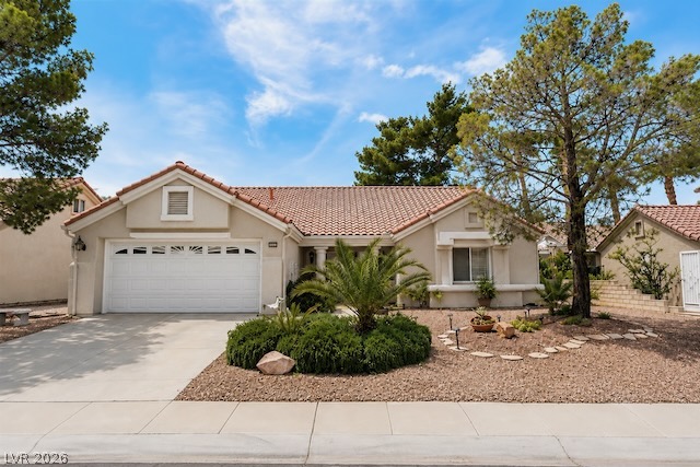 2453 Desert Sands Drive Property Photo 2
